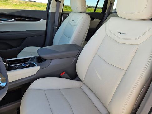 New 2025 Cadillac XT6 Premium Luxury w/ Technology Package image 28