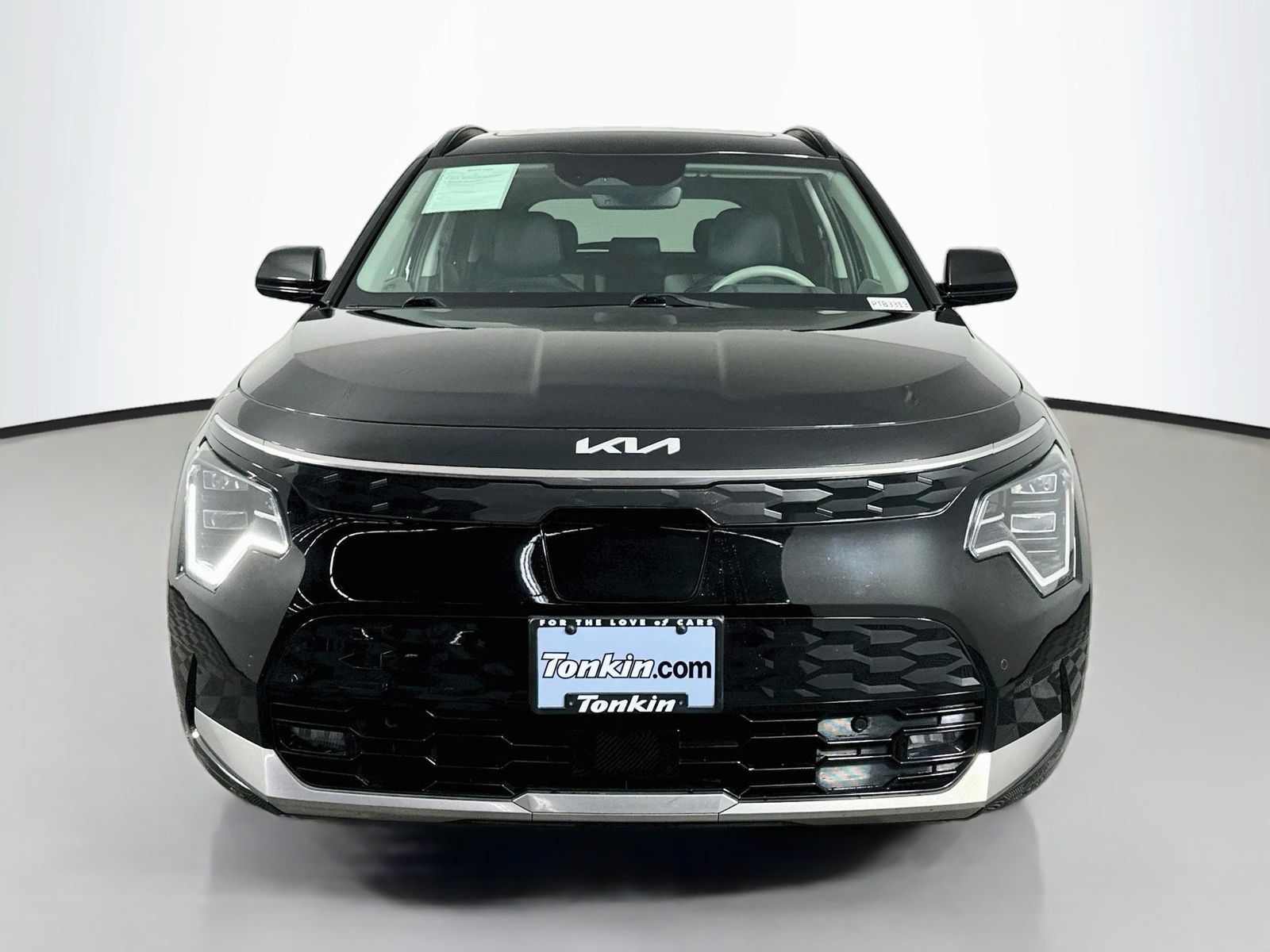 Used 2024 Kia Niro Wave FWD image 2