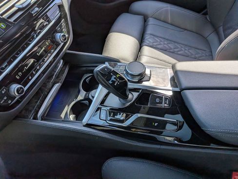 Certified 2023 BMW 540i xDrive w/ M Sport Package AWD/4WD image 13