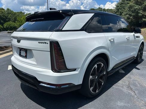 Used 2025 Cadillac Escalade IQ Sport 2 AWD/4WD image 24
