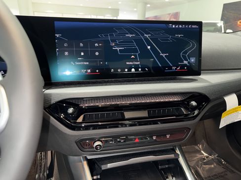 New 2026 BMW 330i Sedan w/ M Sport Package image 18