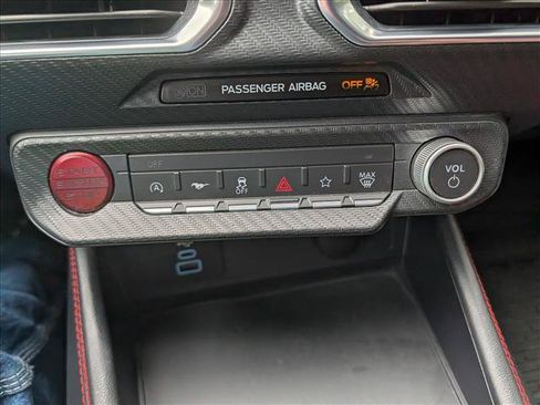 Used 2025 Ford Mustang GT Premium RWD image 38
