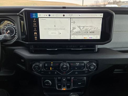 New 2026 Jeep Gladiator Sport AWD/4WD image 20