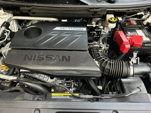 Used 2022 Nissan Rogue SV image 24