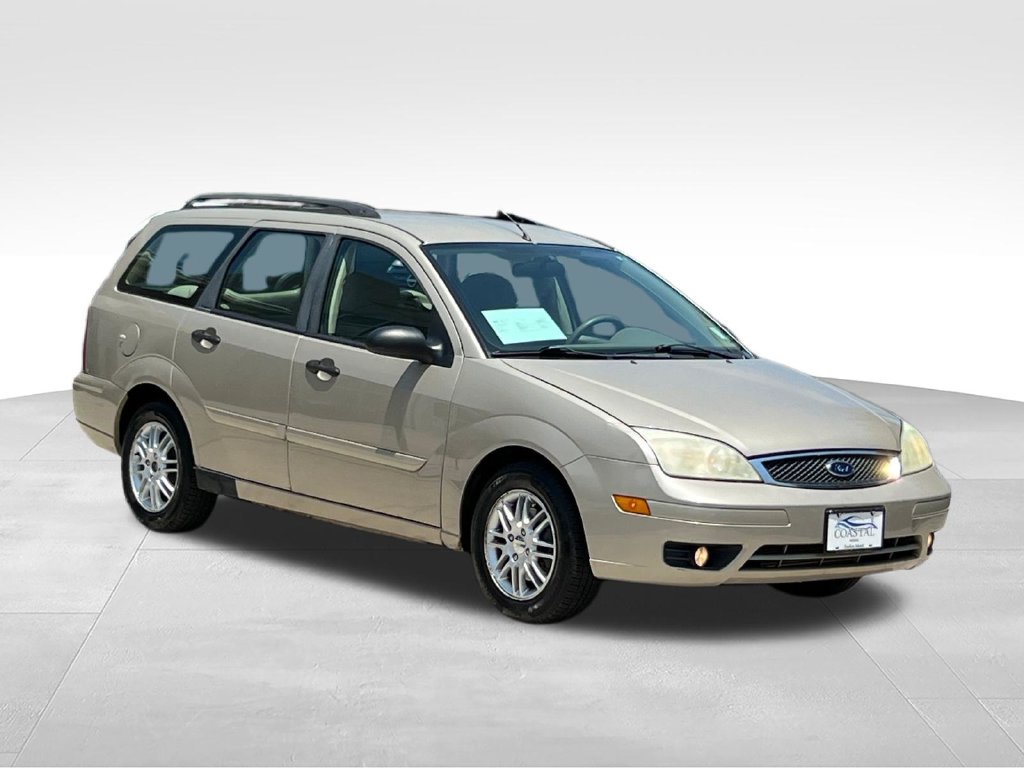 Used 2006 Ford Focus ZXW Wagon FWD image 3