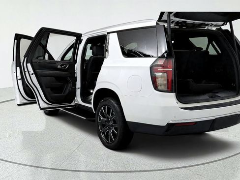 Used 2023 Chevrolet Tahoe LT w/ LT Signature Plus Package AWD/4WD image 11