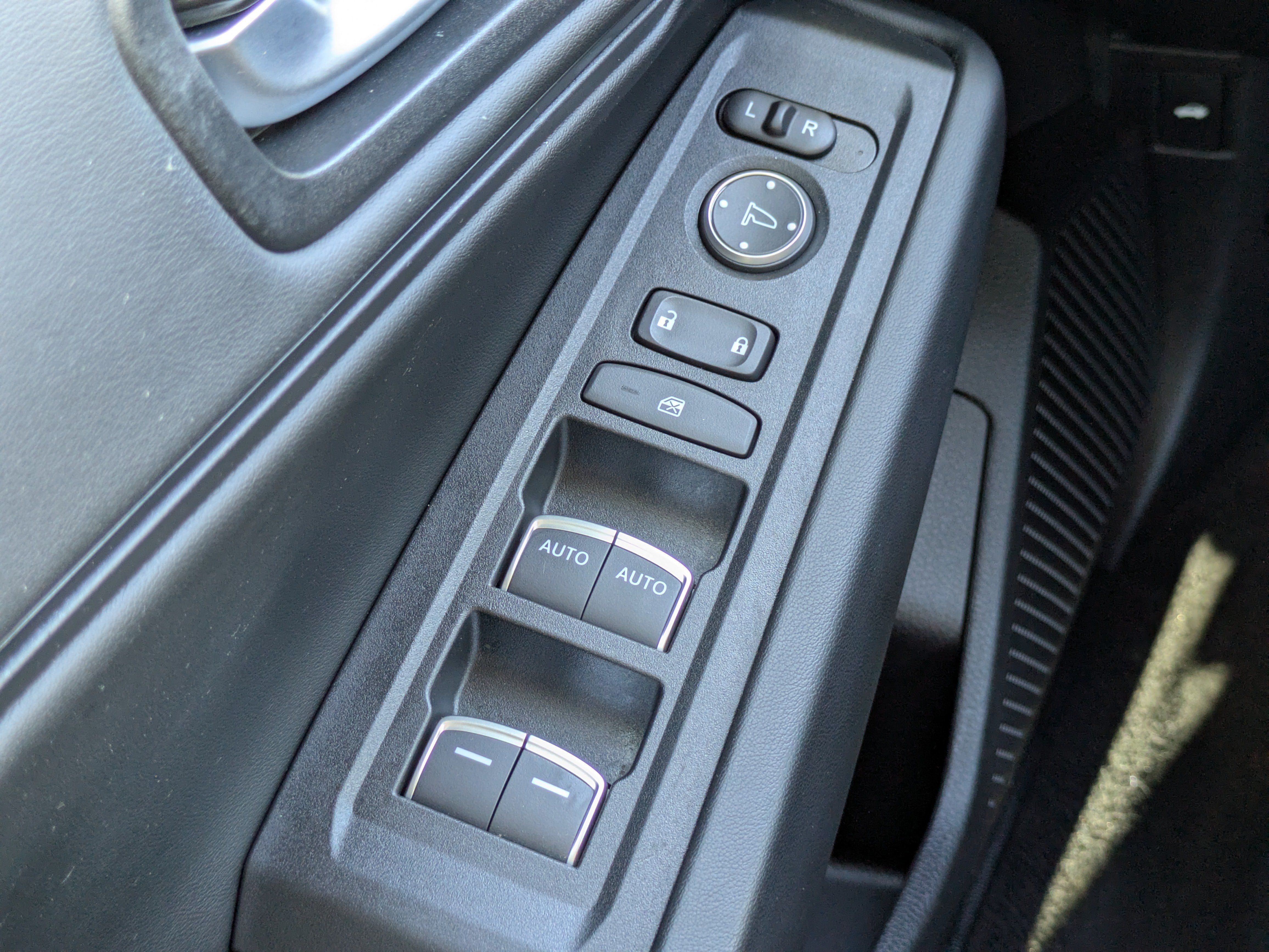 Used 2025 Honda Accord SE image 22