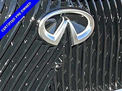 Certified 2025 INFINITI QX80 Sensory image 10