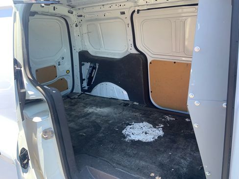 Used 2022 Ford Transit Connect XL FWD image 5