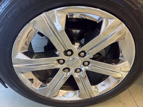 Used 2016 Cadillac Escalade Luxury AWD/4WD image 36