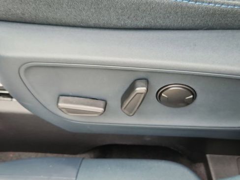 New 2025 Ford Maverick XLT w/ XLT Luxury Package image 8