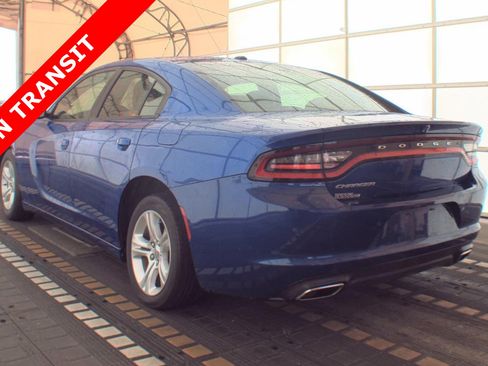 Used 2020 Dodge Charger SXT w/ Leather Interior Group RWD image 5