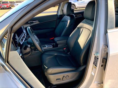 Certified 2026 Kia Sportage EX image 7