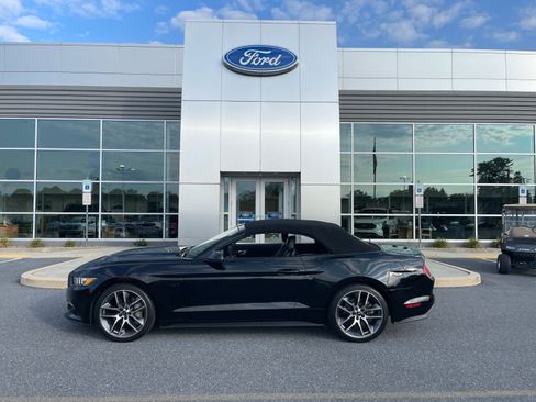Used 2015 Ford Mustang GT Premium w/ Equipment Group 401A RWD image 1