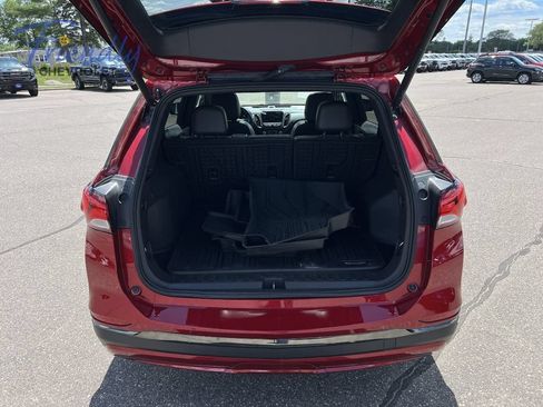 Certified 2023 Chevrolet Equinox RS w/ RS Leather Package AWD/4WD image 12