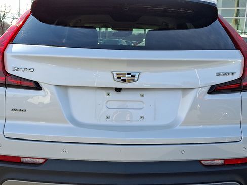 Used 2020 Cadillac XT4 Premium Luxury w/ Cold Weather Package image 13
