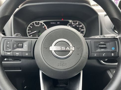 Certified 2022 Nissan Rogue SV image 11