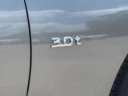 Used 2018 INFINITI Q50 Luxe w/ Essential Package (3.0T Luxe) RWD image 44