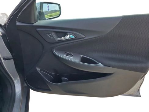 Used 2023 Chevrolet Malibu LT image 18