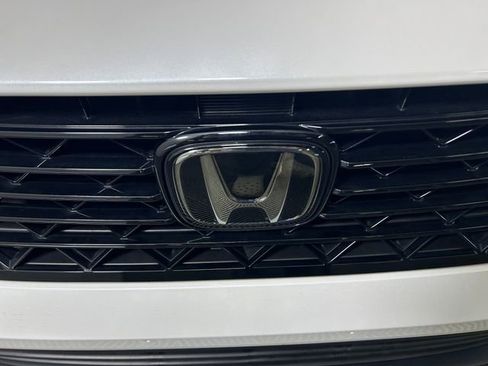 Used 2024 Honda Accord EX image 10