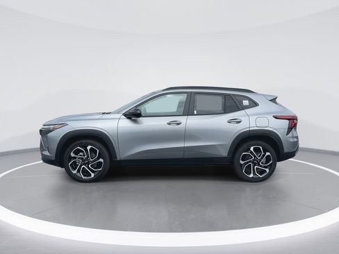 New 2026 Chevrolet Trax RS FWD image 5