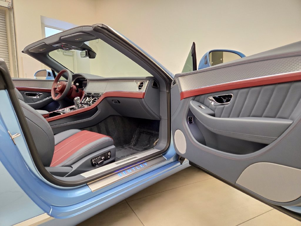 Used 2024 Bentley Continental GT AWD/4WD image 20