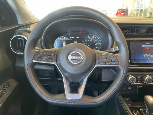 Certified 2024 Nissan Kicks SV w/ Exterior Package image 13