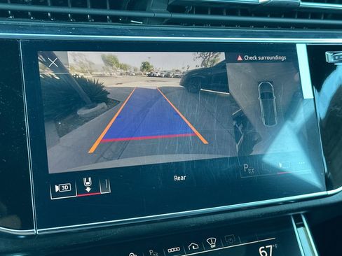 Used 2023 Audi Q8 Prestige w/ Prestige Package image 23