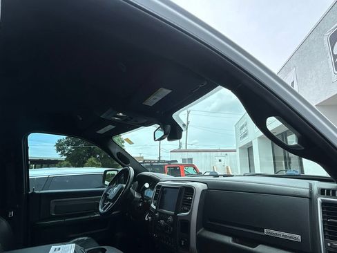 Used 2018 RAM 2500 Power Wagon w/ Leather & Luxury Group AWD/4WD image 7