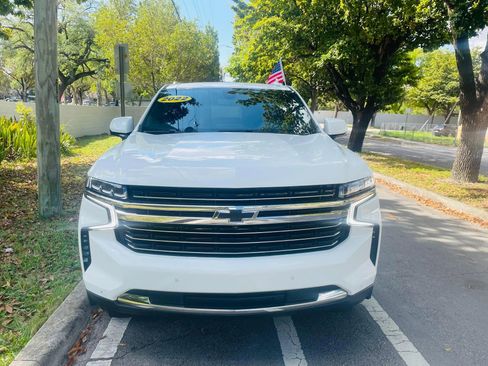 Used 2022 Chevrolet Tahoe LT w/ Luxury Package image 8