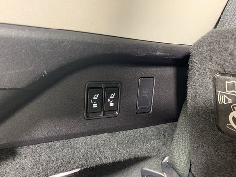 Used 2019 Lexus RX 350L image 37