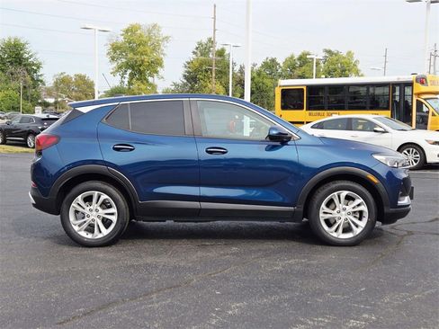 Used 2021 Buick Encore GX Preferred image 2