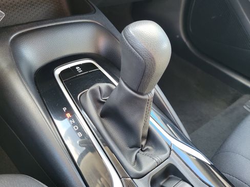 Used 2020 Toyota Corolla LE image 28