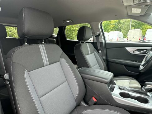 Certified 2024 Chevrolet Blazer LT w/ Convenience Package FWD image 24