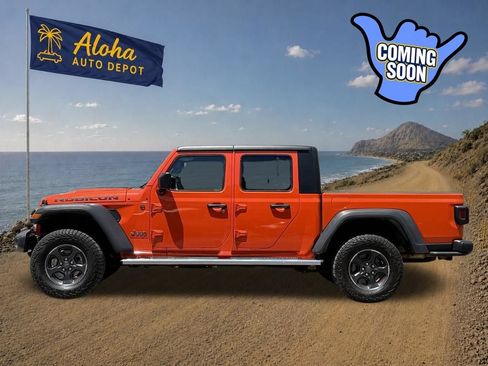 Used 2023 Jeep Gladiator Rubicon w/ Dual Top Group AWD/4WD image 2