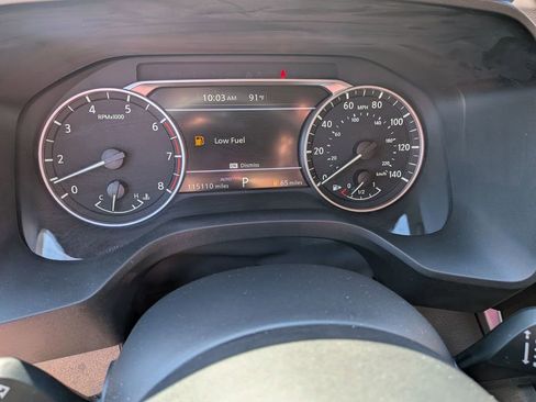 Used 2023 Nissan Rogue SV AWD/4WD image 15