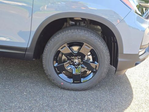 New 2026 Honda Ridgeline Black Edition image 10