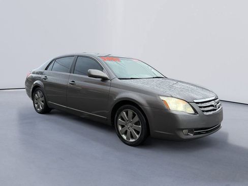 Used 2006 Toyota Avalon Touring image 1