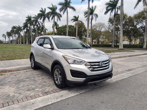 Used 2013 Hyundai Santa Fe Sport FWD image 1