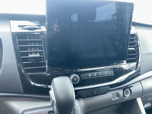 Used 2023 Ford Transit 350 XLT RWD image 6