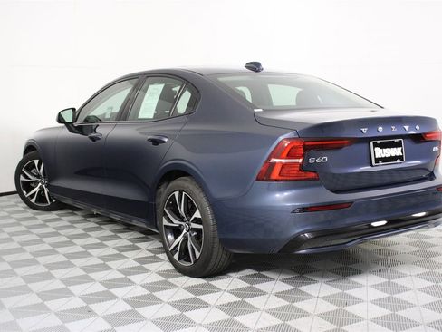 Certified 2023 Volvo S60 B5 Core image 2