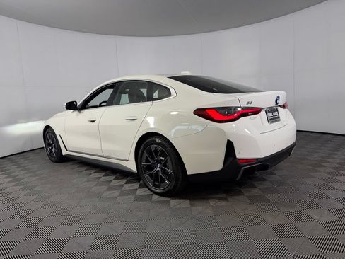 Used 2023 BMW i4 eDrive40 w/ Premium Package RWD image 8