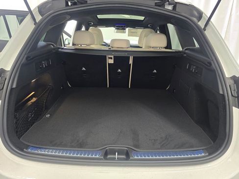 New 2026 Mercedes-Benz GLC 300 GLC 300 image 11