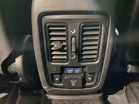 Used 2021 Dodge Durango R/T w/ Blacktop Package AWD/4WD image 24