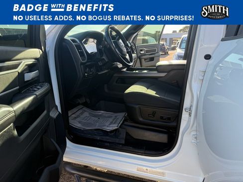 Used 2024 RAM 3500 Big Horn w/ Night Edition AWD/4WD image 11