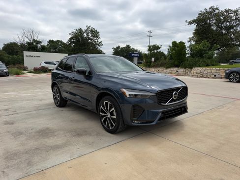 Certified 2024 Volvo XC60 B5 Plus w/ Climate Package AWD/4WD image 7