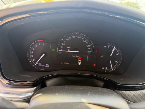 Used 2017 Cadillac XT5 Luxury w/ Driver Awareness Package AWD/4WD image 14