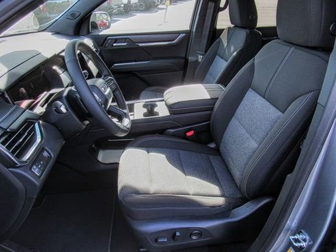 New 2026 GMC Acadia Elevation image 14