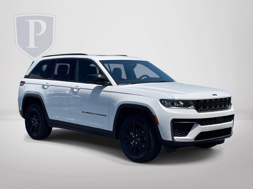 New 2026 Jeep Grand Cherokee Altitude AWD/4WD image 2