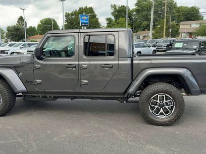 New 2026 Jeep Gladiator Sport